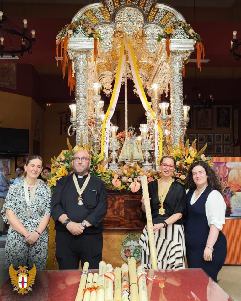 Entrega de Cirios a la Hermandad del Rocío de Córdoba