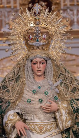 Esperanza Macarena en Besamano s en San Gil