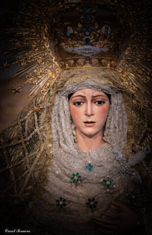 Esperanza Macarena en Besamanos en San Gil