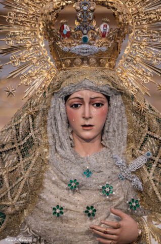 Esperanza Macarena en Besamanos en San Gil