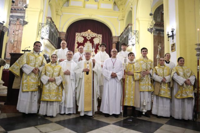 El Arzobispo preside el Acto Eucarístico en San Ildefonso