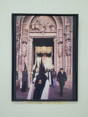 Exposición fotográfica «La Esperanza. Historia de una devoción» (26)