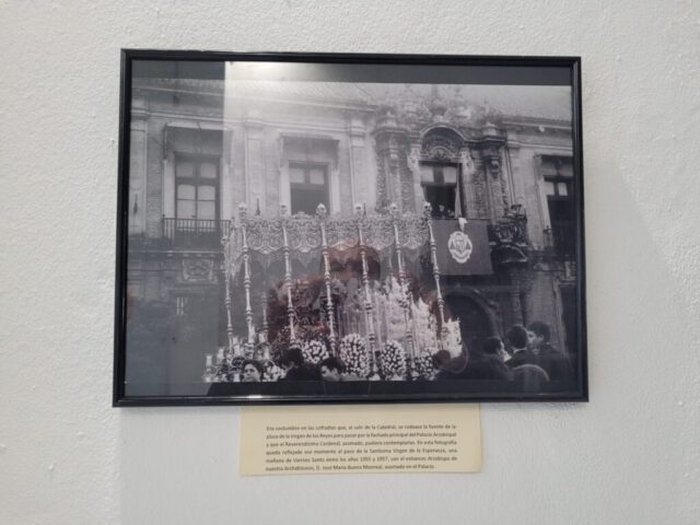 Exposición fotográfica «La Esperanza. Historia de una devoción» (33)