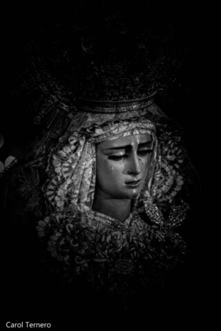 Besamanos Virgen de las Angustias Coronada – Hermandad de los Gitanos (18)