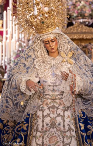 Besamanos Virgen de las Angustias Coronada – Hermandad de los Gitanos (8)
