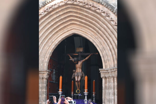 Cristo de la Buena Muerte en el Vía Crucis del Consejo 2026 en la Catedral de Sevilla