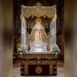 La Virgen de la Esperanza Macarena en su paso de palio
