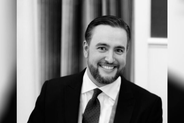 presentación del cuaderno hijos de la marisma de alvaro carmona