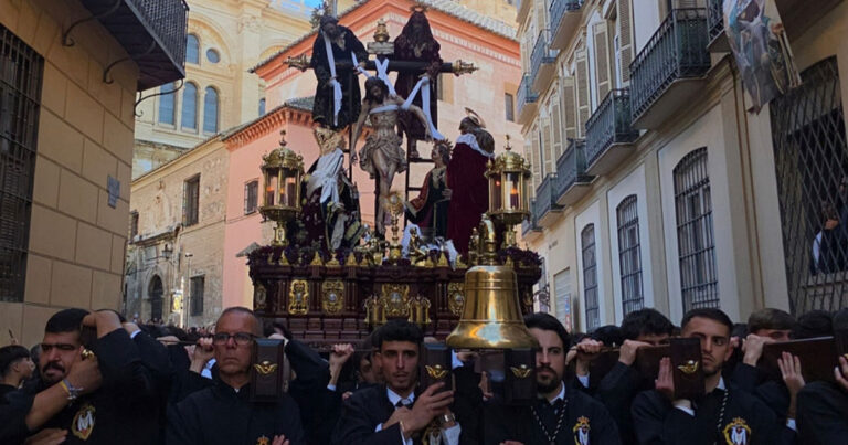 La Semana Santa de Málaga en Imágenes Gracias al Objetivo de Marcos Moreno