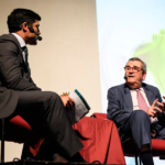 Feliciano Fernández durante la presentación de su candidatura a hermano mayor de la Esperanza de Triana en Salesianos de Triana.