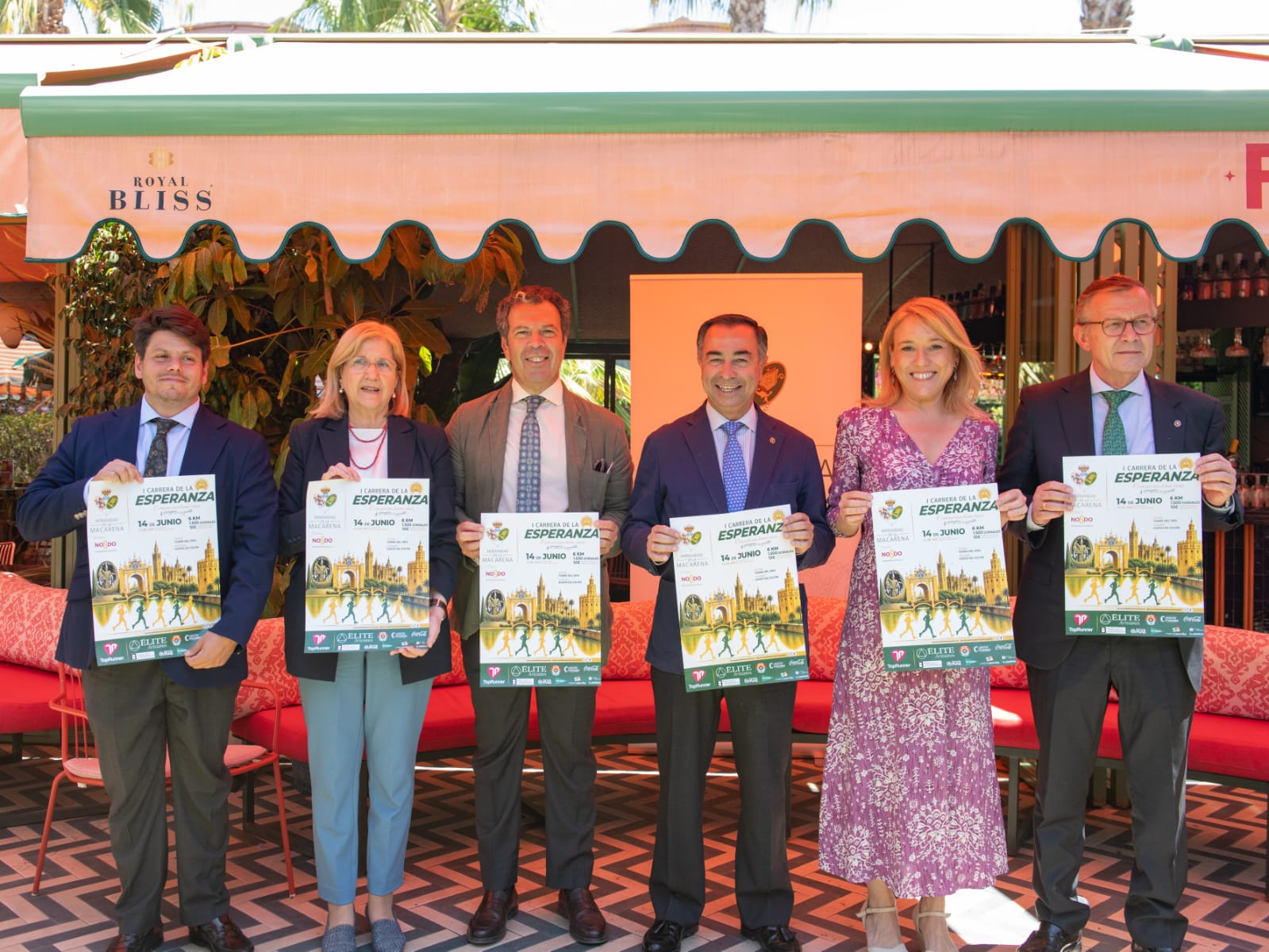 Cartel oficial de la I Carrera de la Esperanza organizada por la Hermandad de la Macarena junto al Guadalquivir en Sevilla.