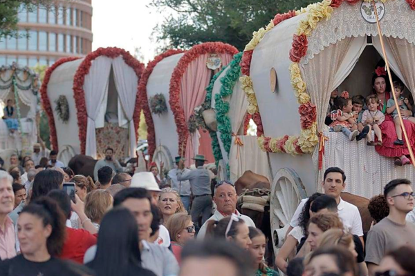 Cartel vecinal convocando a decorar la calle Castilla de Triana para el paso de las carretas del Rocío de Triana.