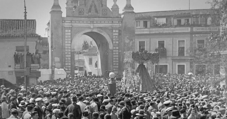 proyeccion de la pelicula sonora mas antigua de la semana santa de sevilla