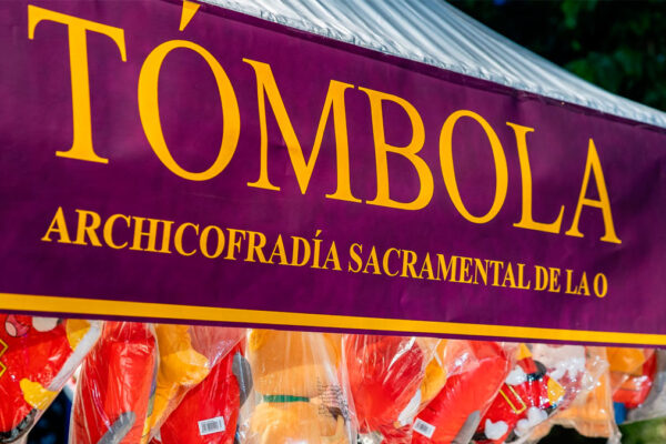 Cartel anunciador de la XL edición de la Tómbola de la Hermandad de La O celebrada en el Paseo de Nuestra Señora de La O de Triana.