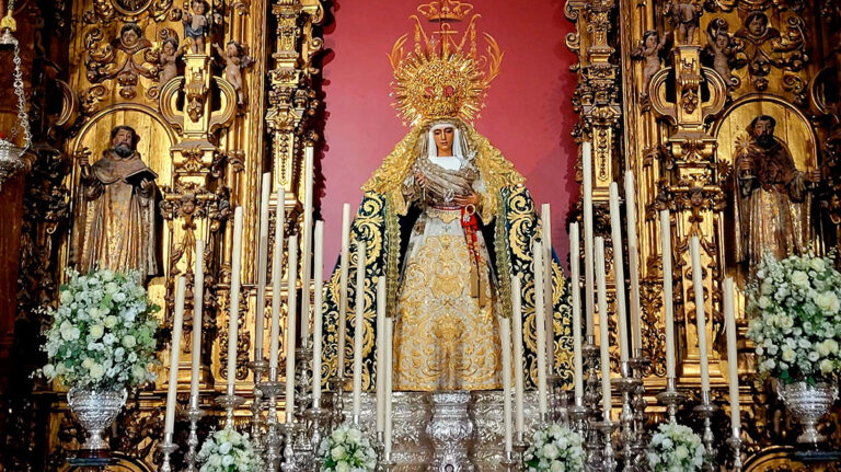 La Banda de Música Santa Ana Volverá a Acompañar a la Esperanza de Triana en la Semana Santa de 2027