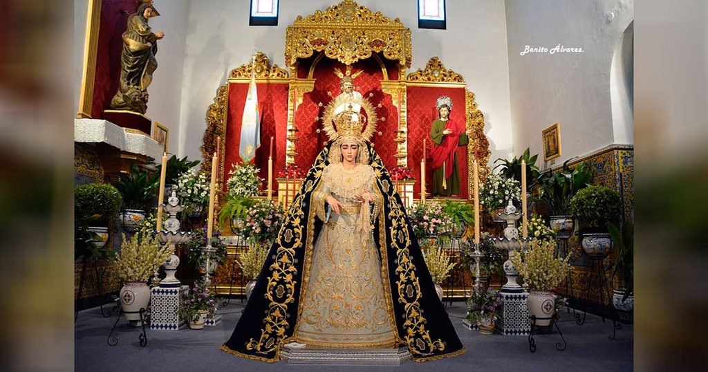 Nuestra Señora de la Salud de la Hermandad de San Gonzalo durante su besamanos en Sevilla
