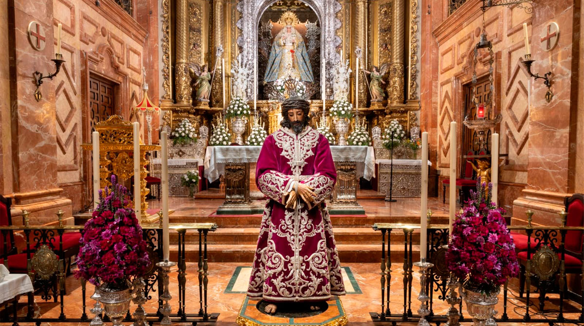 Nuestro Padre Jesús de la Sentencia durante su besamanos en la Basílica de la Macarena