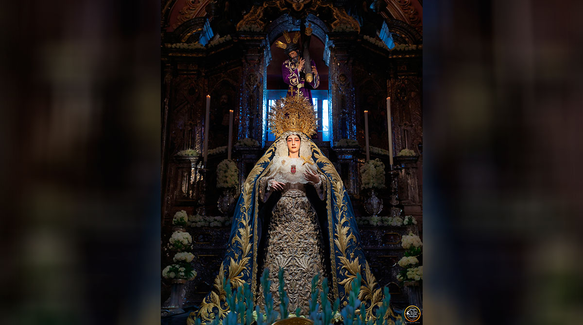 Nuestra Madre y Señora de la Merced durante su besamanos en Sevilla