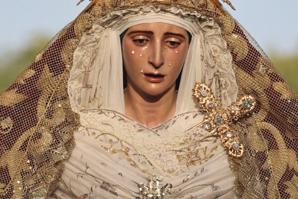 Virgen de los Dolores del Cerro durante el XXIV aniversario de su coronación