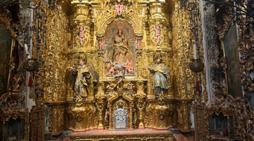 Retablo Mayor de la Capilla Sacramental de Santa Catalina tras su restauración