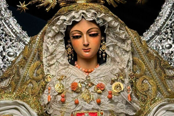 Nuestra Señora de las Mercedes Coronada de la Puerta Real de Sevilla